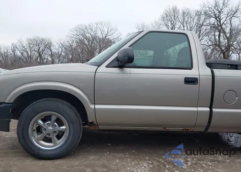 2003 Chevrolet S-10 z USA, uszkodzony, nr VIN 1GCCS14H638118282
